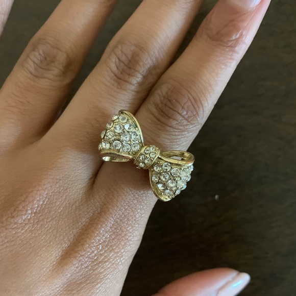 Gold Bow Ring with Crystals - Picture 1 of 4